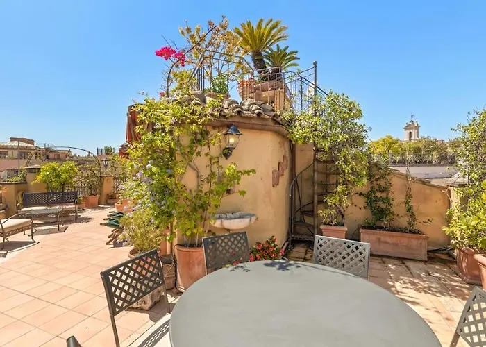 Casa Colonna, A Burghesius Appartement *